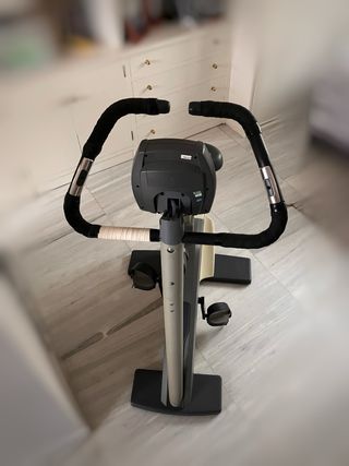 Bicicleta estática Tunturi F30