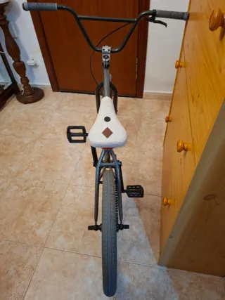 Bicicleta BMX GT Bikes