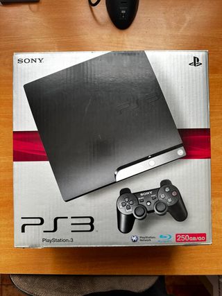 PS3 FAT 250GB Negra + Caja ORIGINAL + 3 juegos