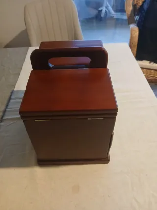 Joyero de madera con compartimentos + espositor