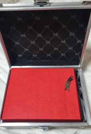 Maletín para monedas con bandejas