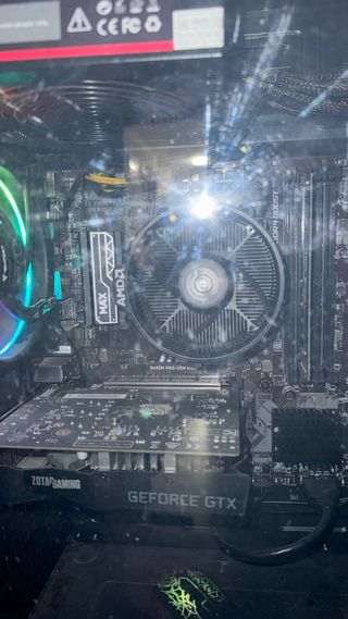 PC con Windows 11 Home