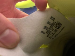 Zapatillas Fútbol Puma Amarillas y Negras