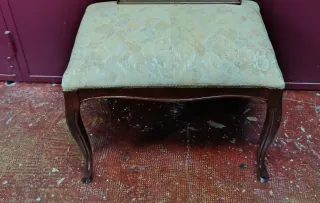 Banco Descalzadora tapizado beige