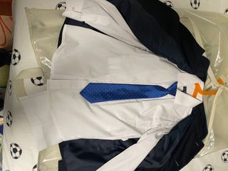 Traje de comunión azul y blanco