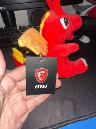 Peluche Dragón Rojo MSI