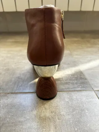 Botines Uterqüe tacón esfera madera