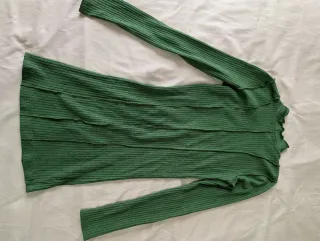 Vestido verde de manga larga