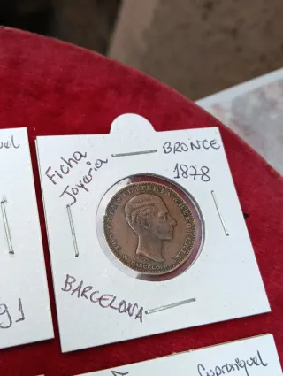 Lotto di monete, medaglie e gettoni vari