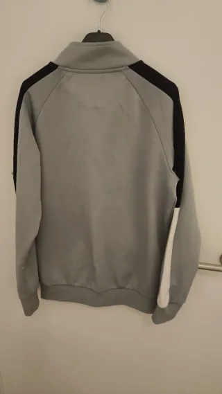 Chándal McKenzie Gris y Blanco size 13-15 años