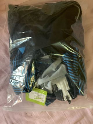 Tritraje talla L nuevo