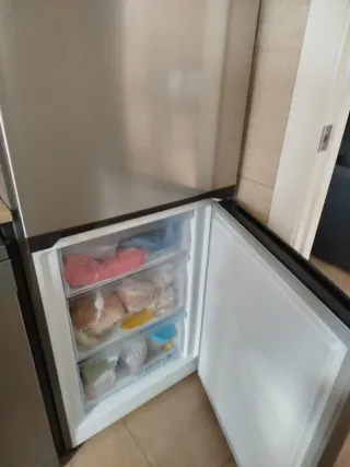 Nevera Combi Hisense