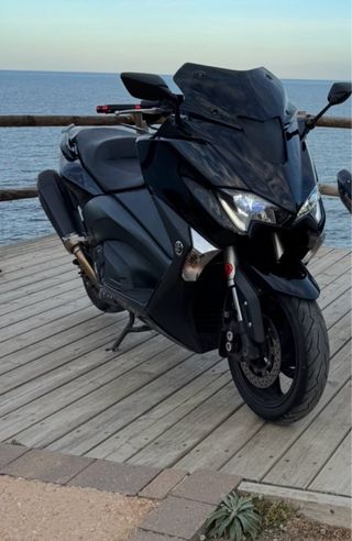 Yamaha T-Max 530