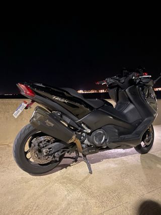 Yamaha T-Max 530