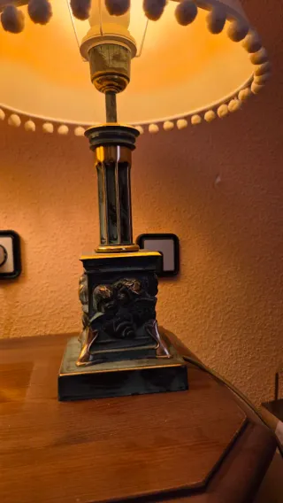 Lámpara de mesa decorativa