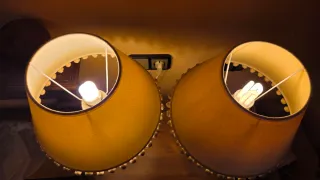 Lámpara de mesa decorativa