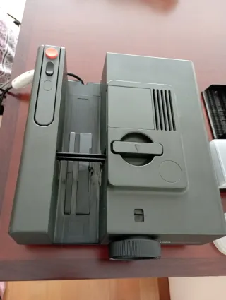 URGE Proyector Diapositivas Agfa con REGALO