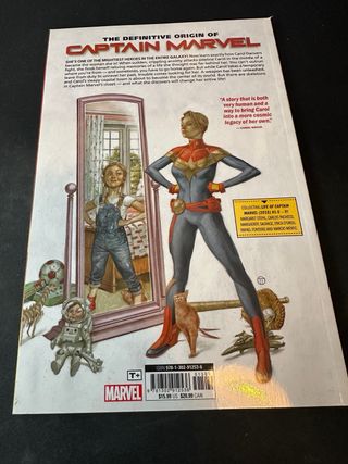 La vida de la capitana marvel por carlos pacheco