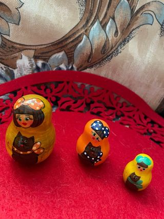 Muñecas Matrioska pintadas a mano