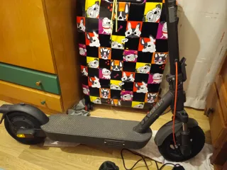 Patinete Xiaomi scooter 5 casi nuevo