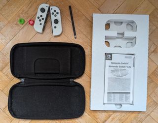 Nintendo Switch + Accesorios