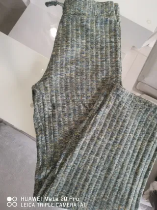 Calças de malha com cordão