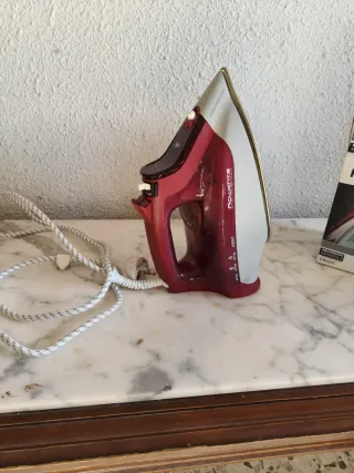 Plancha Rowenta sin usar