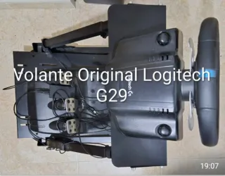 PS4 500GB Negra + Volante y Soporte