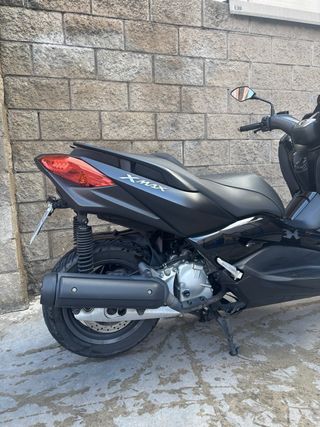 Yamaha X-MAX Iron Max 125cc
