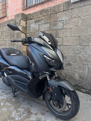 Yamaha X-MAX Iron Max 125cc