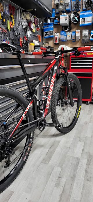 Bicicleta Specialized Epic Expert