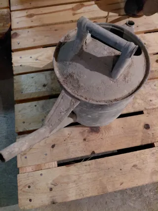 Conjunto 2 regaderas antiguas