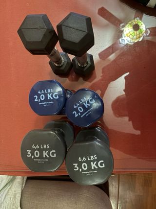 Juego de pesas, guantes y comba