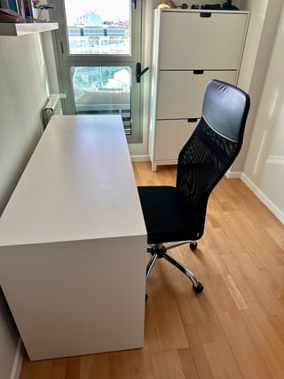 Silla de escritorio negra