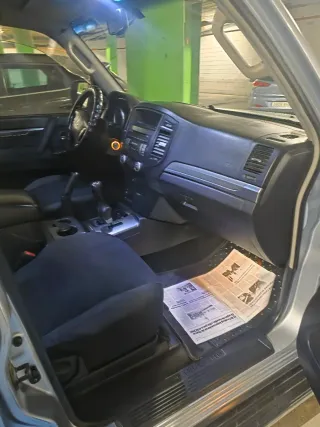 Mitsubishi Montero 2007