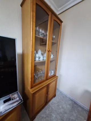 Comedor madera color miel