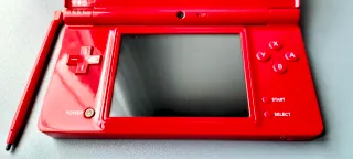 Nintendo Dsi de color rojo la consola Ds
