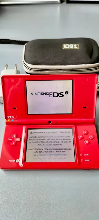 Nintendo Dsi de color rojo la consola Ds