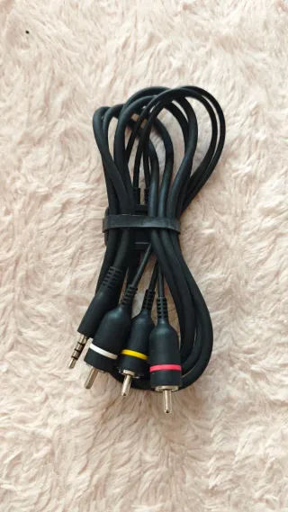 Cable Nokia Mini Jack a 3 RCA Audio/Video