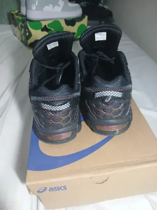 Zapatillas Asics Negras