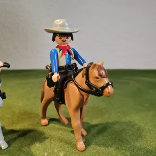 Playmobil Western - 3 figuras a caballo