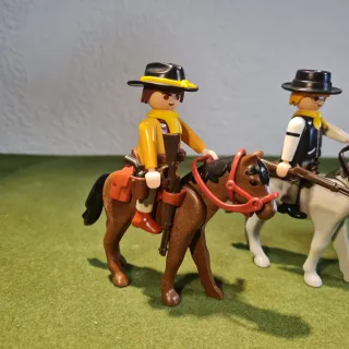 Playmobil Western - 3 figuras a caballo