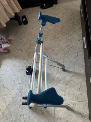 Andador Plegable con Ruedas