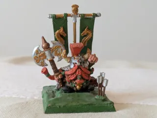 Miniatura Warhammer Ungrim Puñohierro