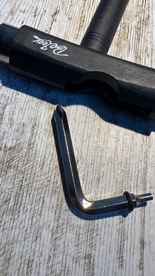 Skate Monopatín BELEEV 31x8”