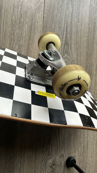 Skate Monopatín BELEEV 31x8”