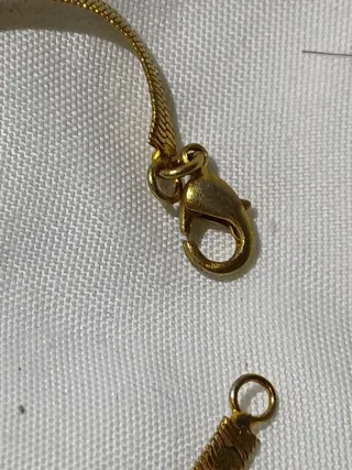 Cadena dorada estilo serpiente