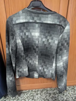 Ropa abrigos varios mujer talla M Leer descripción