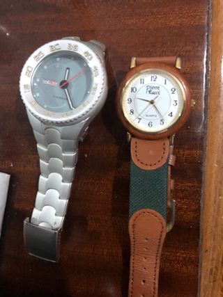 Lote 2 Relojes Pierre Rucci y otro de aluminio