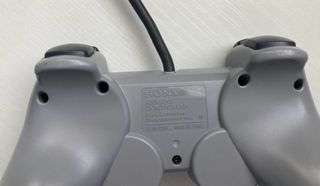 Controllere DualShock per PlayStation 1